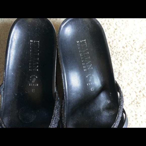 Black sandals size 6 - Picture 2 of 5